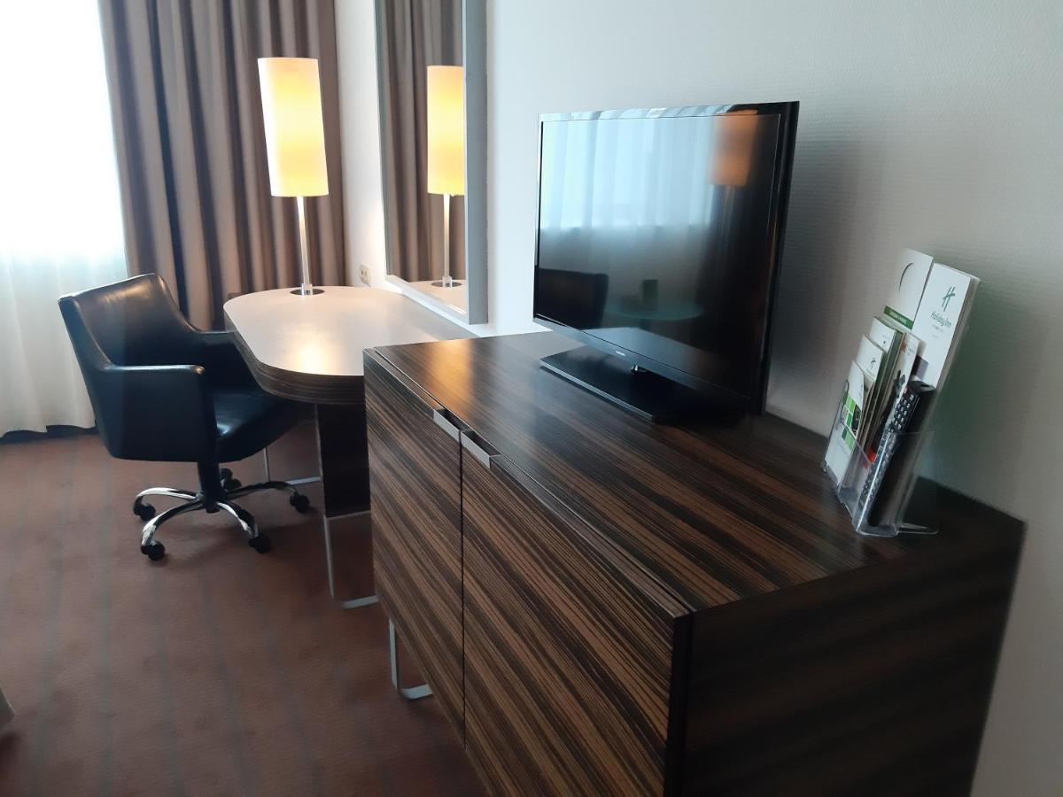Hotel By Ihg