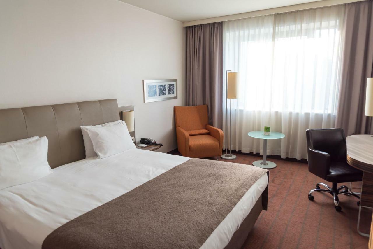 Hotel By Ihg 4*
